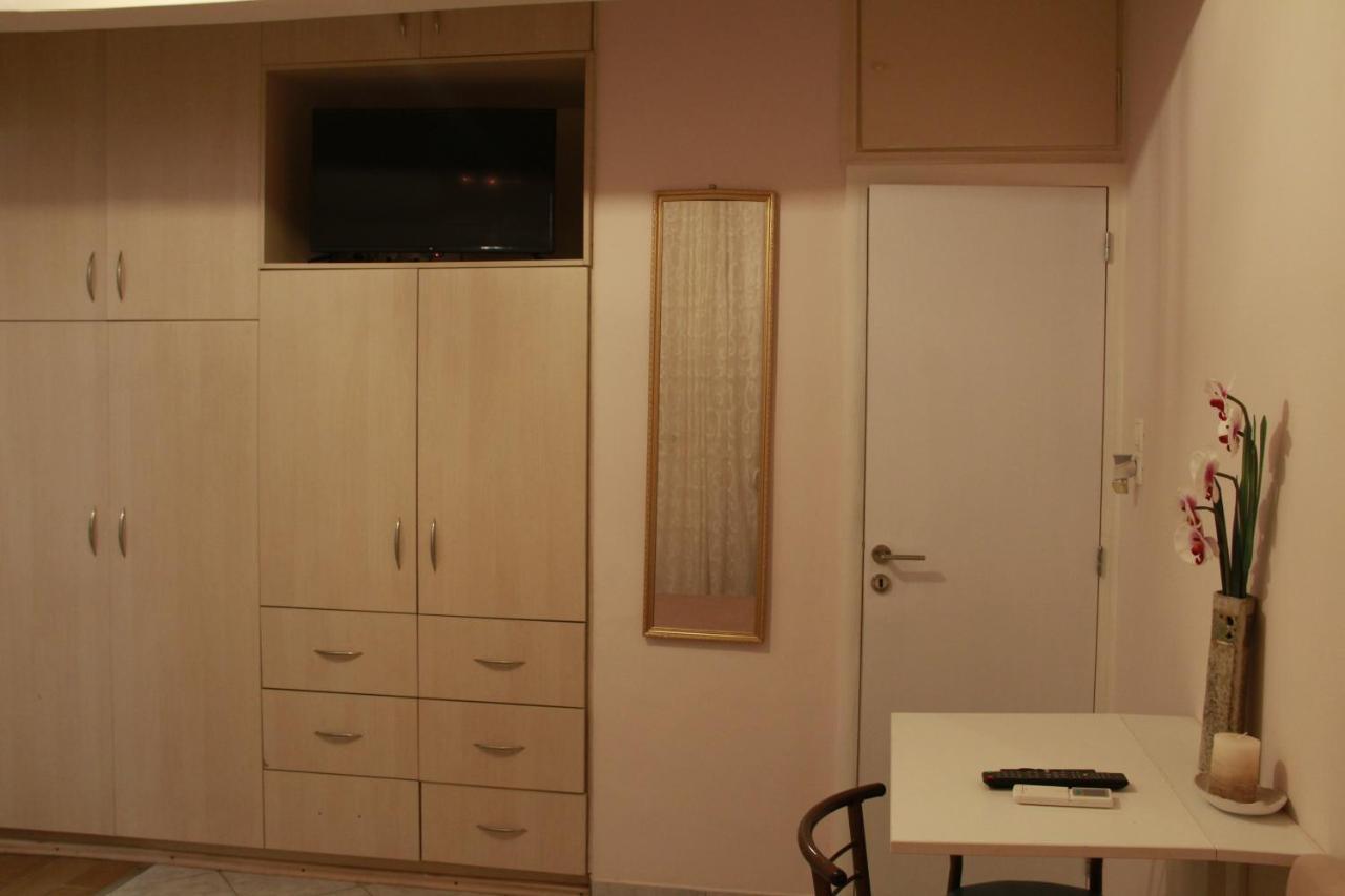 Apartment Eirina Афины Экстерьер фото